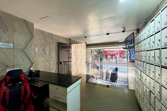 Portaria de kitnet/studio para alugar com 1 quarto, 28m² em Copacabana, Rio de Janeiro