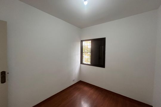 Quarto 1 de apartamento à venda com 2 quartos, 60m² em Jardim Umuarama, São Paulo