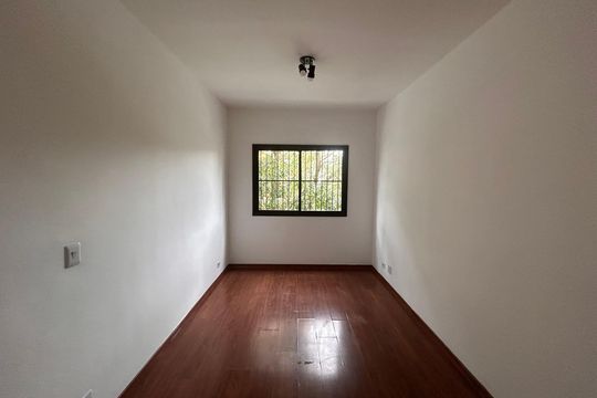 Sala  de apartamento à venda com 2 quartos, 60m² em Jardim Umuarama, São Paulo