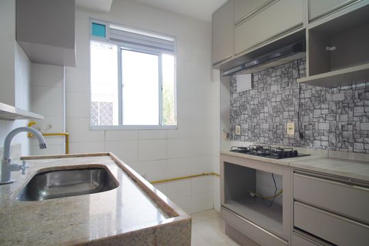 Cozinha de apartamento à venda com 2 quartos, 55m² em Santo Andre, São Leopoldo