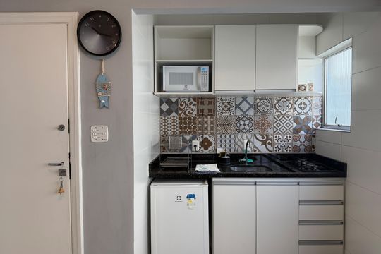 Cozinha de apartamento para alugar com 1 quarto, 35m² em Boqueirão, Santos