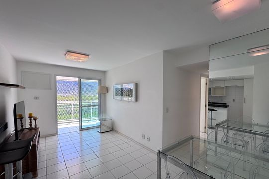 Sala de apartamento à venda com 2 quartos, 68m² em Recreio dos Bandeirantes, Rio de Janeiro