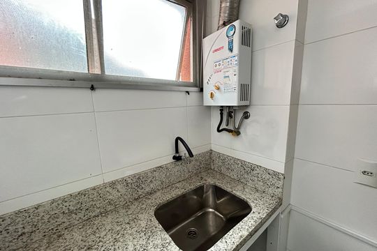 Área de Serviço de apartamento para alugar com 2 quartos, 49m² em Campinho, Rio de Janeiro