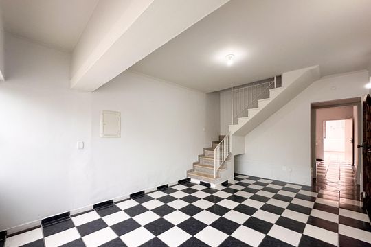 Casa para alugar com 2 quartos, 182m² em Jardim do Mar, São Bernardo do Campo