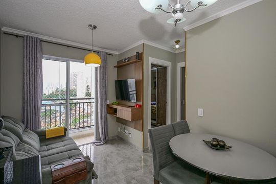 Sala de apartamento à venda com 2 quartos, 43m² em Parque Reboucas, São Paulo