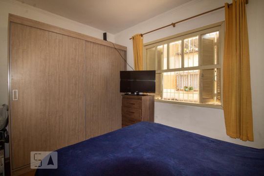 Quarto de apartamento para alugar com 1 quarto, 42m² em Sarandi, Porto Alegre