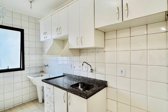 Cozinha  de apartamento para alugar com 2 quartos, 63m² em Alphaville Industrial, Barueri