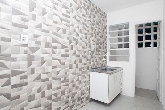 Cozinha + Área de Serviço de apartamento para alugar com 1 quarto, 32m² em Cidade Baixa, Porto Alegre