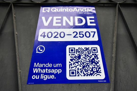 Placa de casa à venda com 4 quartos, 650m² em Vila Progredior, São Paulo