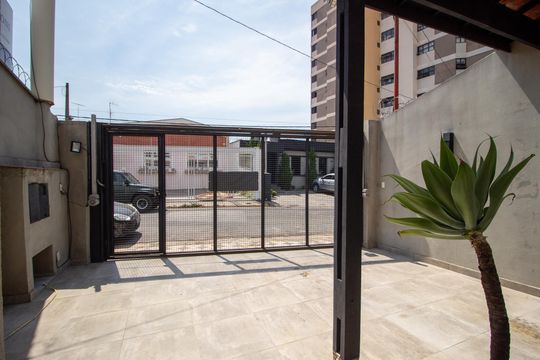 Garagem de casa para alugar com 4 quartos, 272m² em Vila Florinda, Sorocaba