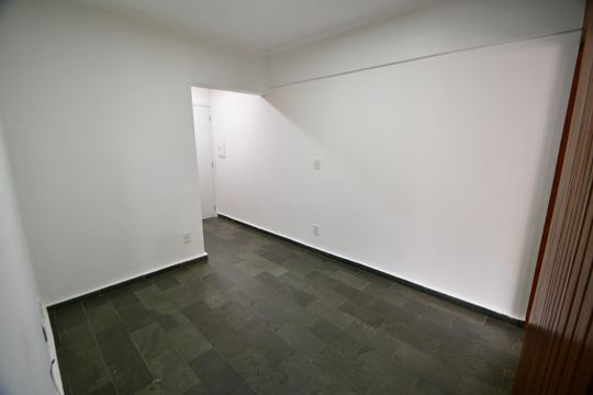 Sala de apartamento para alugar com 1 quarto, 48m² em Centro, Campinas