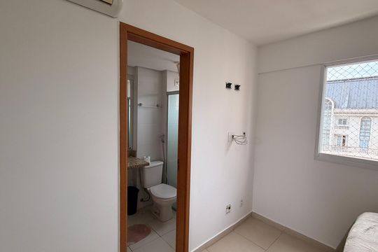 Suíte de apartamento para alugar com 2 quartos, 57m² em Setor Bueno, Goiânia
