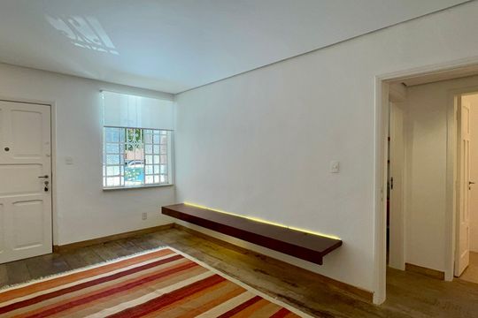 Sala de apartamento à venda com 2 quartos, 80m² em Jardim Paulistano, São Paulo