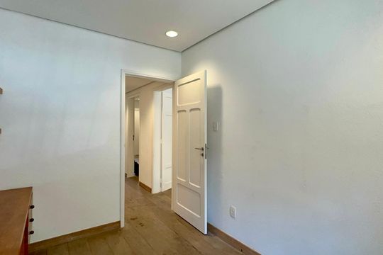 Quarto de apartamento à venda com 2 quartos, 80m² em Jardim Paulistano, São Paulo