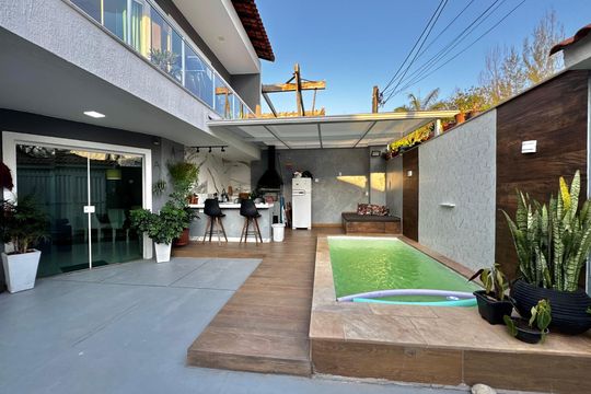 Área externa de casa de condomínio à venda com 4 quartos, 220m² em Camorim, Rio de Janeiro