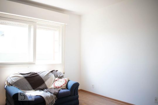 Apartamento à venda com 1 quarto, 64m² em Centro Histórico, Porto Alegre