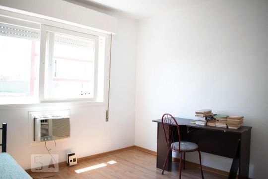 Apartamento à venda com 1 quarto, 64m² em Centro Histórico, Porto Alegre