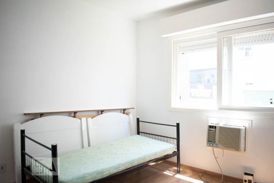 Apartamento à venda com 1 quarto, 64m² em Centro Histórico, Porto Alegre