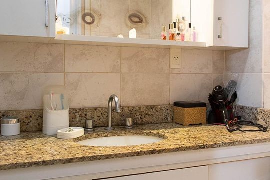 Lavabo de apartamento à venda com 2 quartos, 97m² em Recreio dos Bandeirantes, Rio de Janeiro