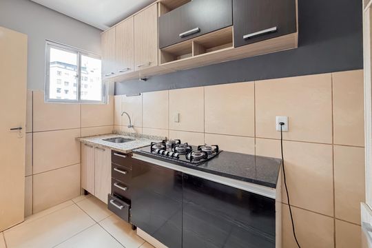 Cozinha de apartamento para alugar com 1 quarto, 26m² em Sé, São Paulo