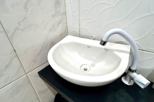 Banheiro de kitnet/studio para alugar com 1 quarto, 55m² em Vila Rosália, Guarulhos