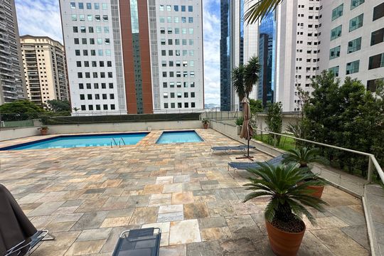 Área comum de apartamento para alugar com 4 quartos, 264m² em Alphaville Industrial, Barueri
