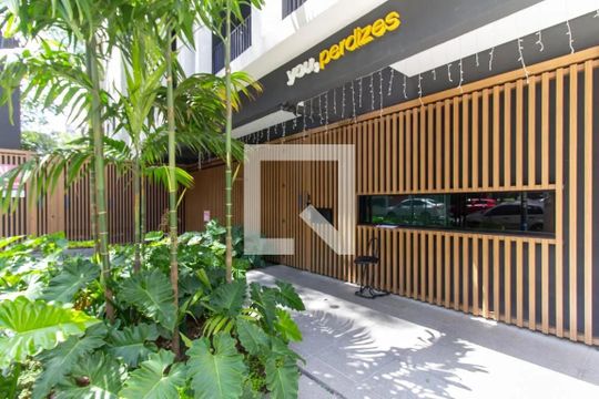 Fachada do Prédio de apartamento para alugar com 1 quarto, 34m² em Perdizes, São Paulo