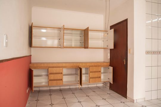 Copa de casa à venda com 3 quartos, 400m² em Chácara Inglesa, São Paulo