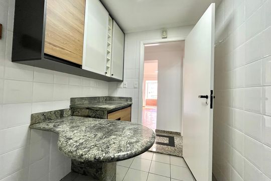 Cozinha de apartamento para alugar com 3 quartos, 105m² em Vila Clementino, São Paulo