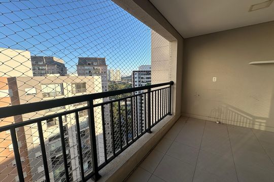 Varanda da Sala de apartamento para alugar com 2 quartos, 62m² em Alphaville Empresarial, Barueri