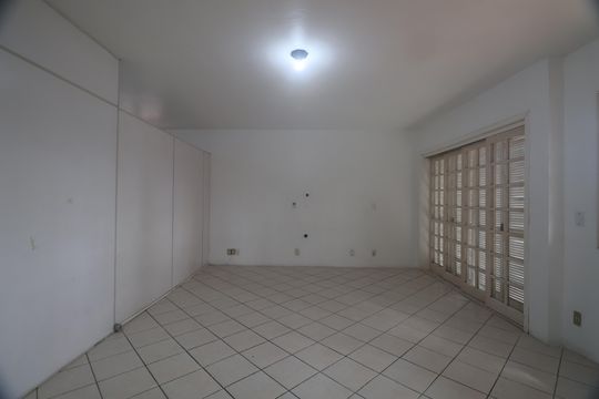 Sala 2 de casa à venda com 3 quartos, 315m² em Niterói, Canoas