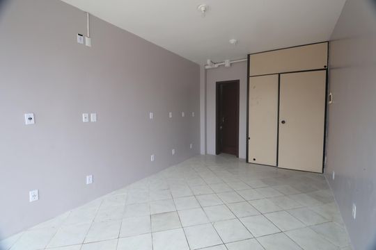 Escritório 2 de casa à venda com 3 quartos, 315m² em Niterói, Canoas