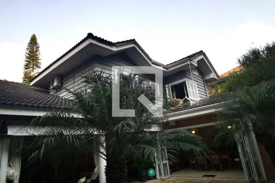 Casa à venda com 4 quartos, 400m² em Cidade Jardim, São Paulo