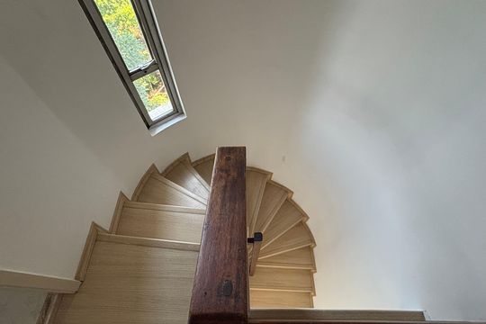 Escada de apartamento para alugar com 1 quarto, 46m² em Vila Clementino, São Paulo