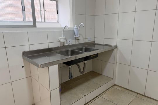 Cozinha de apartamento para alugar com 2 quartos, 60m² em Cidade Monções, São Paulo