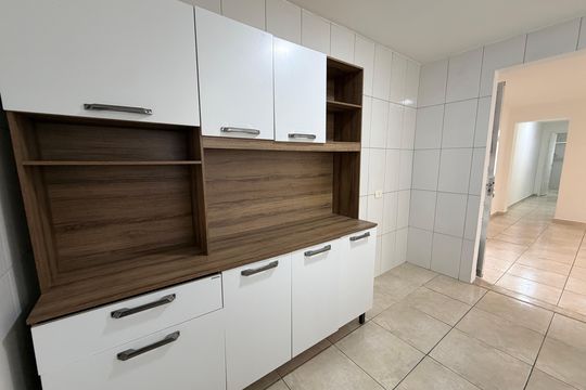 Cozinha de apartamento para alugar com 2 quartos, 60m² em Cidade Monções, São Paulo
