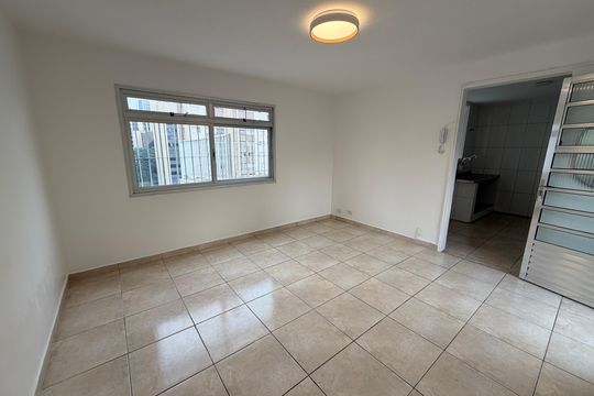Sala de apartamento para alugar com 2 quartos, 60m² em Cidade Monções, São Paulo