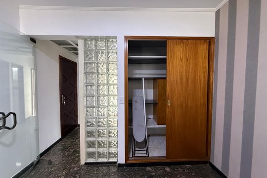 Sala de apartamento à venda com 2 quartos, 58m² em Vila Buarque, São Paulo