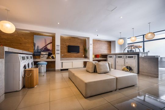 Área comum de apartamento para alugar com 1 quarto, 57m² em Pinheiros, São Paulo