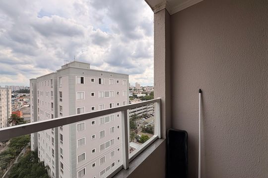 Sacada de apartamento à venda com 2 quartos, 50m² em Utinga, Santo André