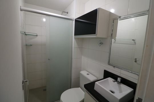 Banheiro de apartamento para alugar com 1 quarto, 35m² em Quinta da Paineira, São Paulo