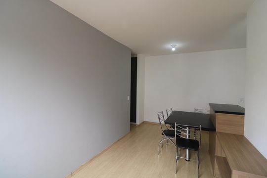 Sala de apartamento para alugar com 1 quarto, 35m² em Quinta da Paineira, São Paulo