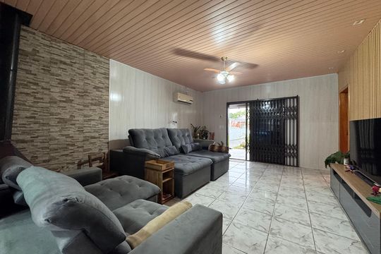 Casa à venda com 3 quartos, 166m² em Rio dos Sinos, São Leopoldo