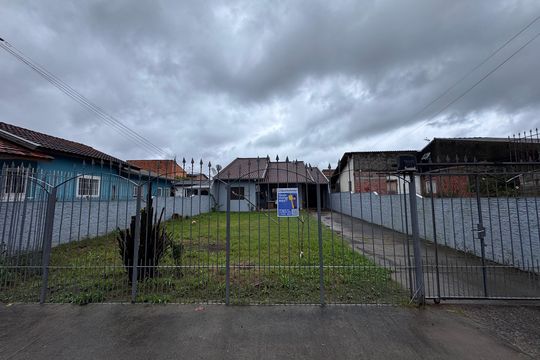 Fachada de casa à venda com 3 quartos, 166m² em Rio dos Sinos, São Leopoldo