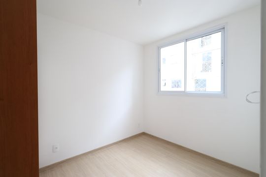 Quarto  de apartamento para alugar com 1 quarto, 29m² em Parque Industrial Tomas Edson, São Paulo