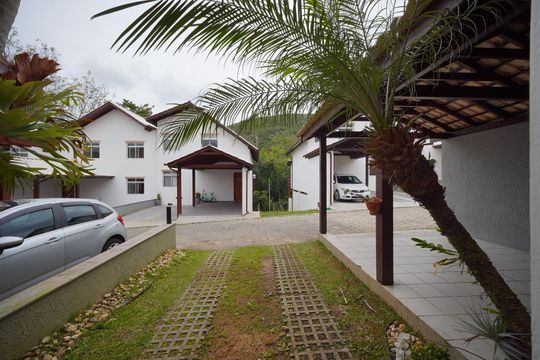 Vista da Sala  de casa de condomínio para alugar com 3 quartos, 140m² em Santo Antônio de Lisboa, Florianópolis