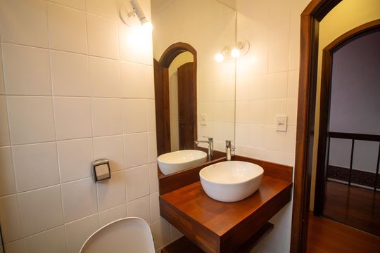 Banheiro da Suíte 2 de casa para alugar com 5 quartos, 500m² em Brooklin Paulista, São Paulo