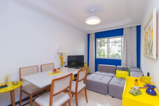 Apartamento para alugar com 2 quartos, 56m² em Vila Cláudia, São Paulo