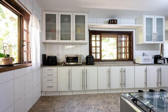 Cozinha de casa à venda com 5 quartos, 391m² em Itanhangá, Rio de Janeiro