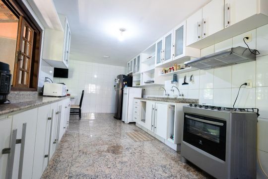 Cozinha de casa à venda com 5 quartos, 391m² em Itanhangá, Rio de Janeiro